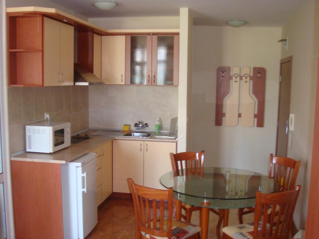 Elite 4 Sunray Apartments Слънчев бряг Екстериор снимка