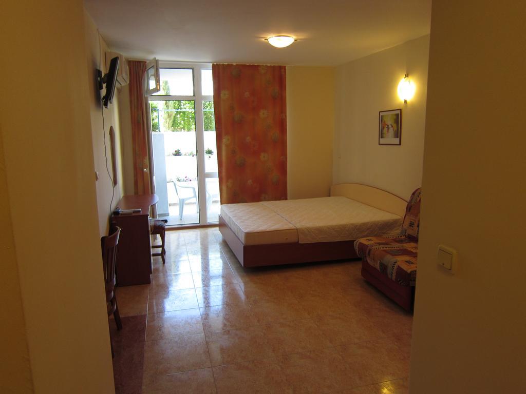 Elite 4 Sunray Apartments Слънчев бряг Екстериор снимка