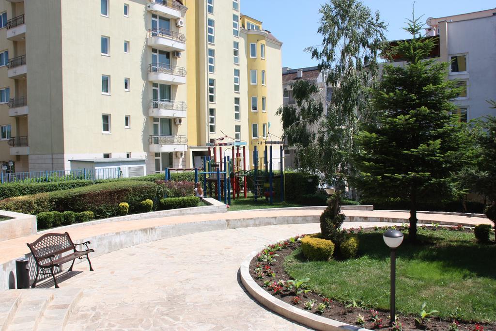 Elite 4 Sunray Apartments Слънчев бряг Екстериор снимка
