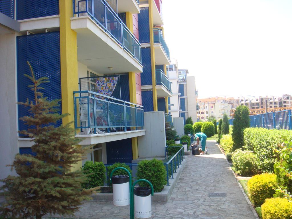 Elite 4 Sunray Apartments Слънчев бряг Екстериор снимка