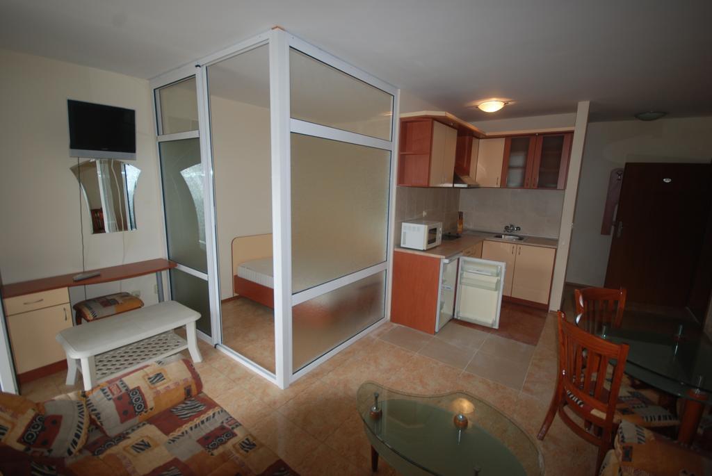 Elite 4 Sunray Apartments Слънчев бряг Екстериор снимка