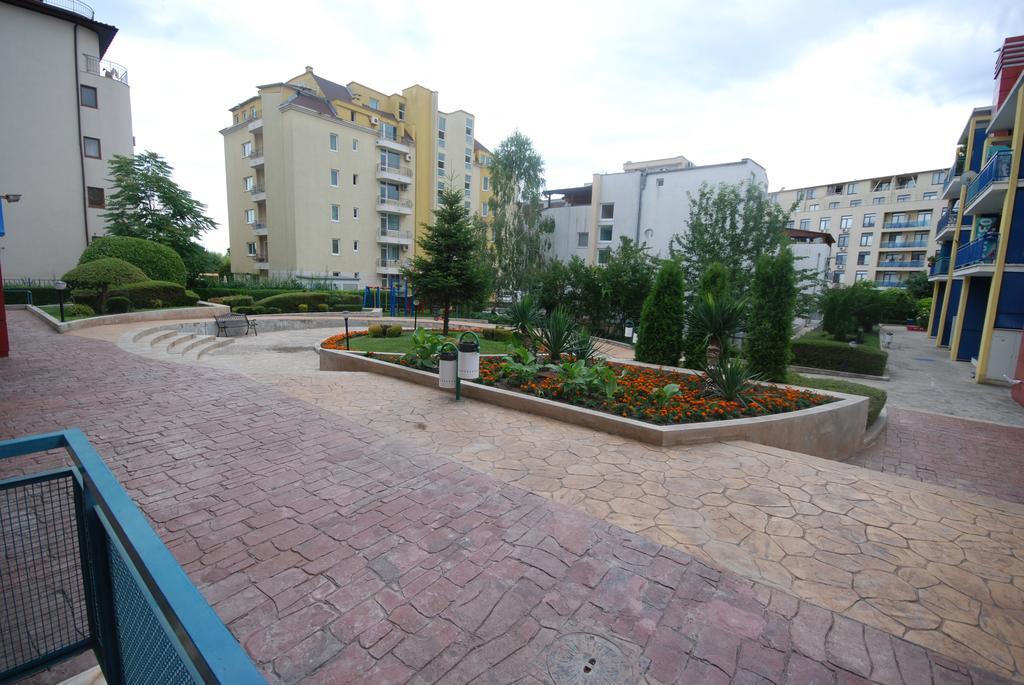 Elite 4 Sunray Apartments Слънчев бряг Екстериор снимка